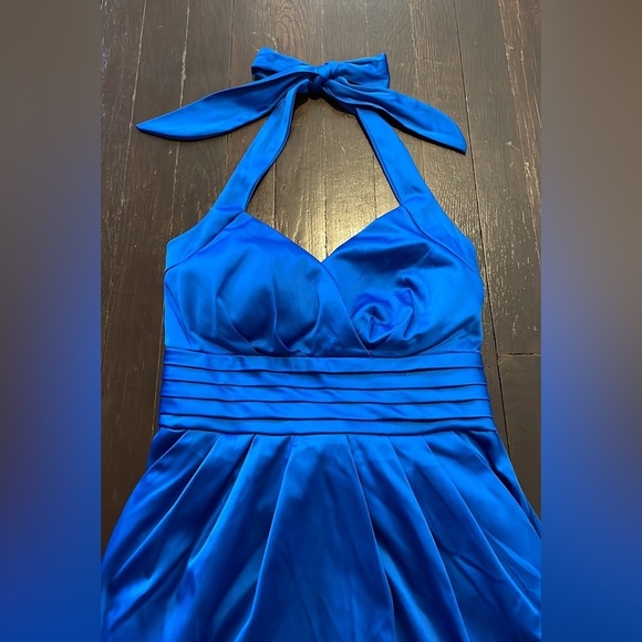 Junior's Snap Halter Formal Dress Tie Back - Homecoming or Prom Size 9 - Picture 3 of 17